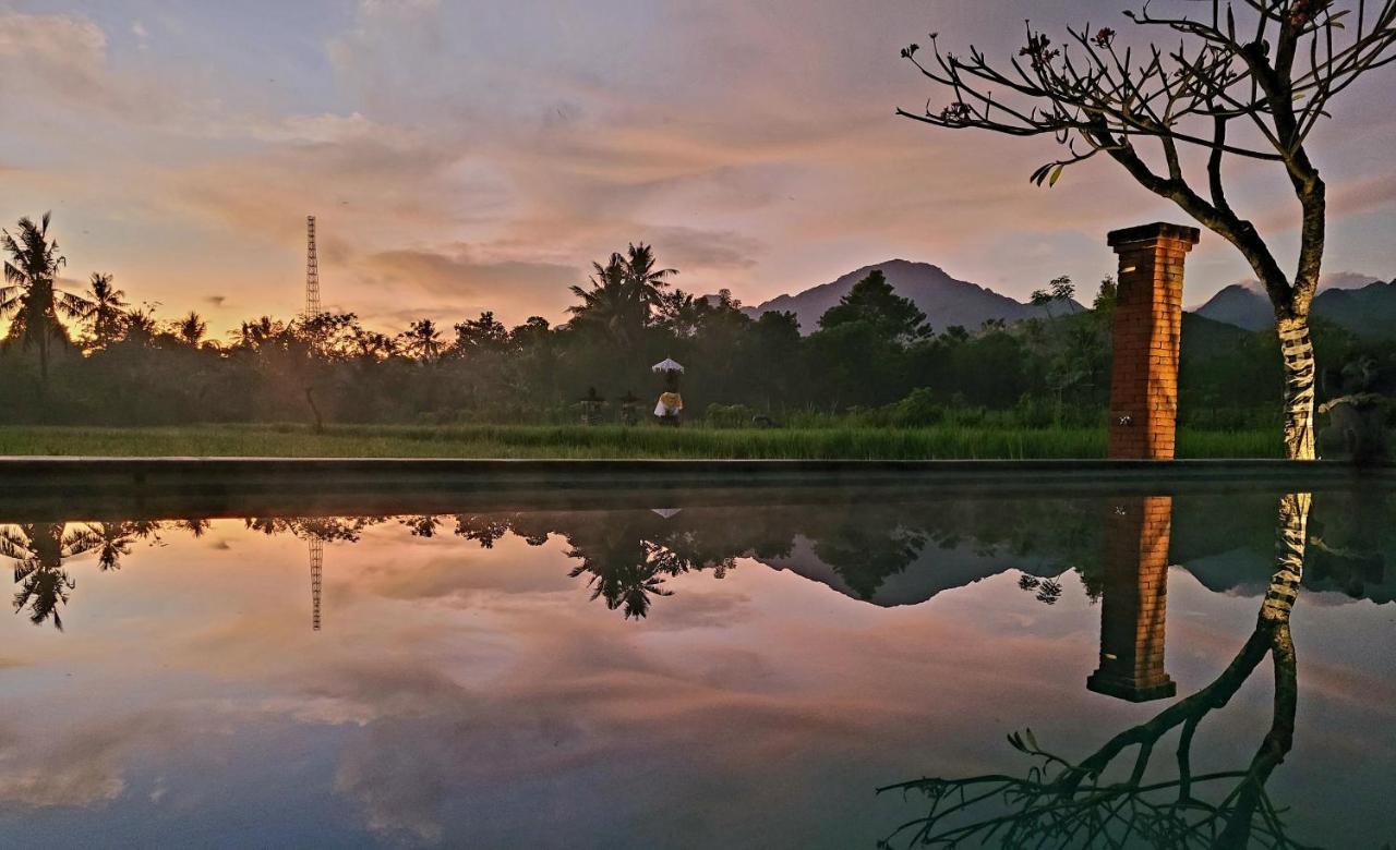 Umma Bali Menjangan Retreat Hotel Banyuwedang Exterior photo
